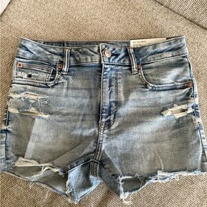 American Eagle Outfitters Light Blue Denim Jeans